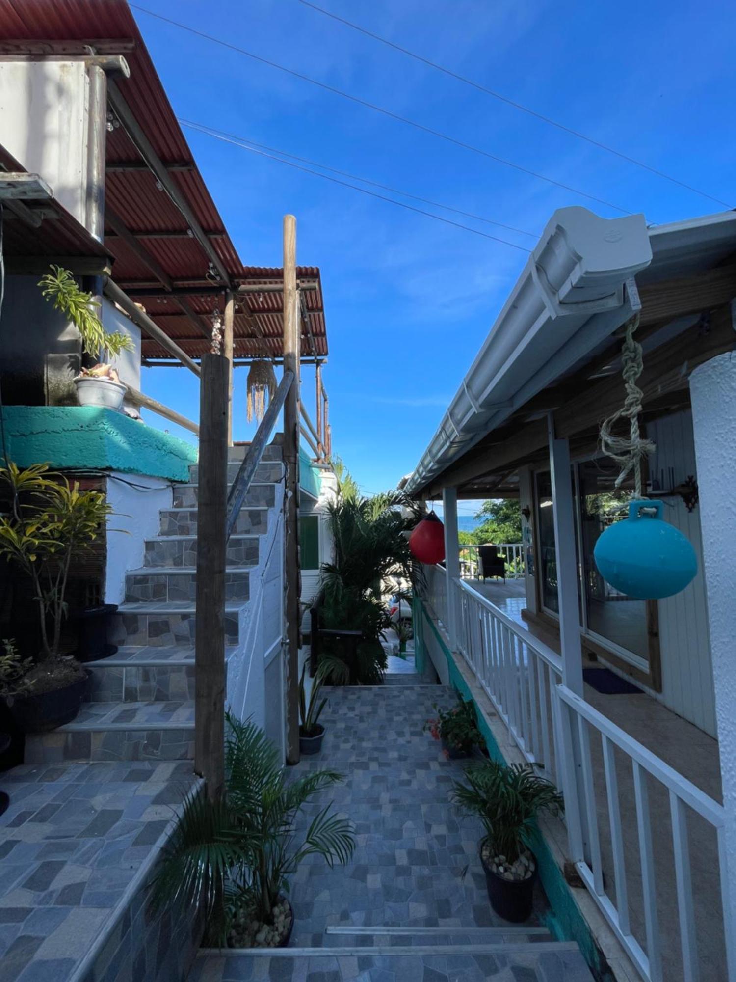 Sunrise View Posada Morris Hill Exterior foto